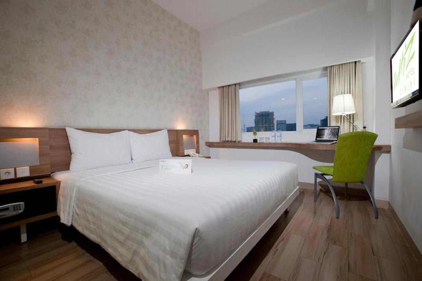 Whiz Hotel Cikini ג'קרטה מראה חיצוני תמונה