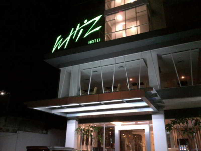Whiz Hotel Cikini ג'קרטה מראה חיצוני תמונה