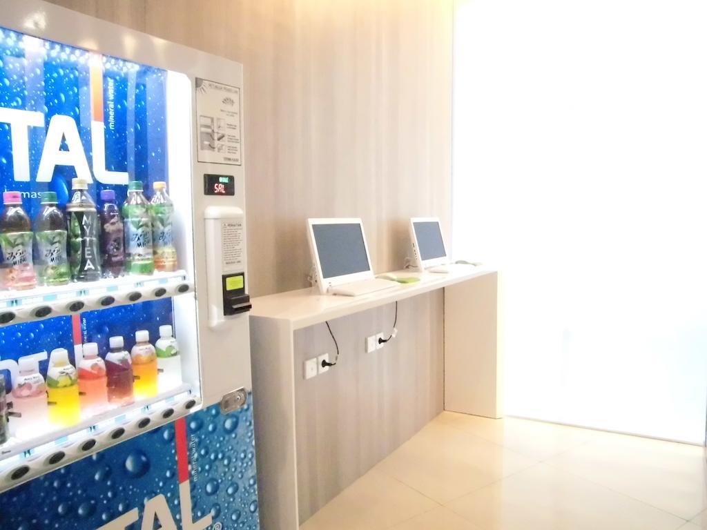 Whiz Hotel Cikini ג'קרטה מראה חיצוני תמונה